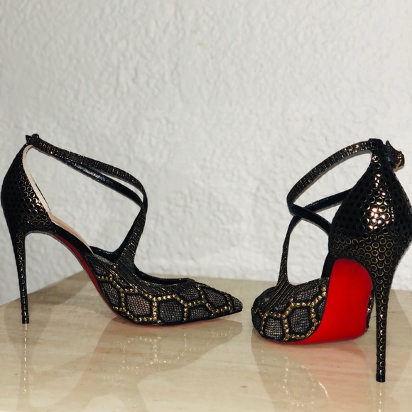 Christian Louboutin Shoes - SOLD ‼️ @classiqueremy